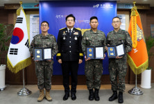 실종자 수색활동 기여 5군단 705특공연대, 경기도지사 표창