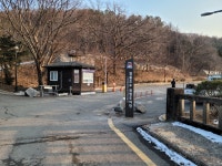 불법 주정차 문제 해결 위해… 안성시, 청룡 호수공원 공영주차장 무료개방