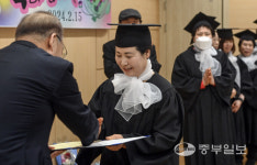 [중부포토] 의왕시민학교 제1회 졸업식