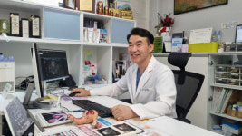 [사람in] 성영모 강남여성병원 원장 K-뷰티 비결은 건강한 자궁관리