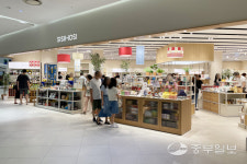 롯데백화점, 타임빌라스 수원에 시시호시 오픈… 역대 최대 규모 자랑