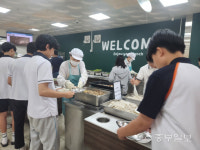골라 먹으니 좋아요… 동탄중학교 자율선택급식 만족도 쑥쑥