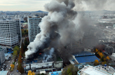 [중부포토] 수원 영통구 콘덴서공장서 화재