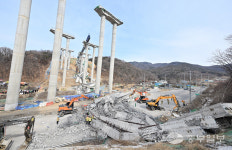 [중부포토] 고속도로건설 안성구간 교량붕괴