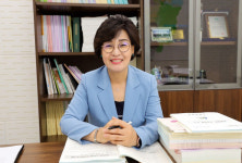 [의정 人터뷰] 정미영 의정부시의회 행정복지위원장 저출생 문제, 시 차원의 지원정책 강화해야