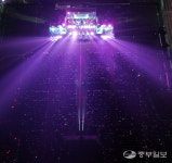 [중부포토] 화려한 무대를 선보이는 화성특례시민의 날 콘서트