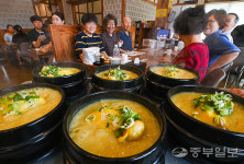 들썩이는 밥상 물가… 초복 앞두고 보양식 할인 대전 벌어진다