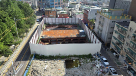 법적 분쟁에 공사 중단 2년째… 지자체도 손 못 쓰는 만수쇼핑센터