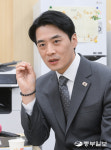 [화보] 한준호 더민주 국회의원, 경기도청·경기도의회 기자실 방문