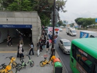 가천대 학생들 가천대역 보행로 확장하라… 안전·편의 개선 요구 확산