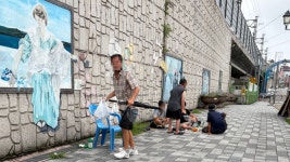 금주구역인데 여전히 술판… 동인천역 북광장, 반복되는 주취로 몸살