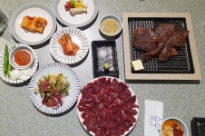 향남 우산식당 중장년 맛집으로 손꼽혀