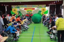 혜화학교 곰두리체육관서 축제