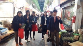 더 따뜻한 설날 보냈습니다