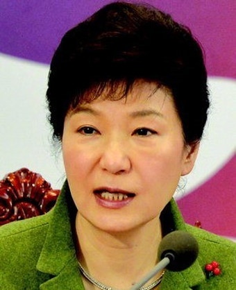 박근혜 대통령 오늘 취임 2주년