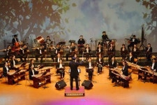 국악 선율이 전하는 봄향기