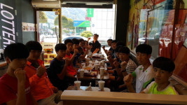 롯데리아 단양점 장용석 대표, 단양고 육상 후원