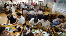복날 개고기 옛말 염소탕 대세