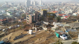 수암골은 공사중...