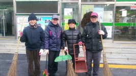 깨끗한 복대2동 청소지킴이 어르신 화제