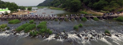 등용문(登龍門)축제, 농다리 건너는 학생들