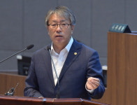 충남도의회 김종문 의원, 유류피해극복 기념관 이권개입