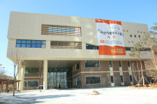 아산시중앙도서관에 부는 바람