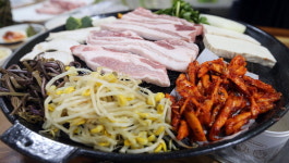 3년간 매장은 13곳이 늘었지만 문 닫은 곳은 없습니다