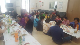 따뜻한 밥 한끼로 정 나누며 이웃과 소통