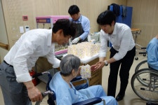 소리하나여성합창단 요양병원 찾아 재능기부