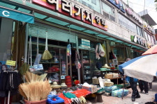 60년 된 만물잡화점, 옥천에 있을 줄 몰랐지