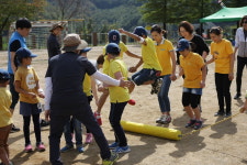청명한 가을 하늘아래 즐거운 운동회