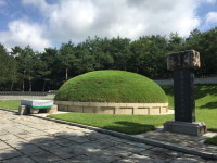 '일왕(日王) 상징'칠백의총 금송, '이전 시기' 논란