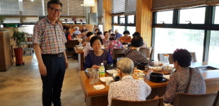 분평동 금강숯불갈비, 관내 경로당에 점심 제공