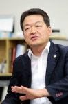 칼 빼든 충북… 아동학대 어린이집 보조금 중단