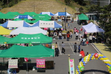 제천유치원, 사랑 나눔 바자회