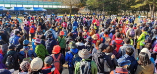 가을 숲길에 물들다  속리산둘레길 걷기대회 개최