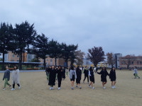 금산여중, 맨발걷기운동 추진 호응