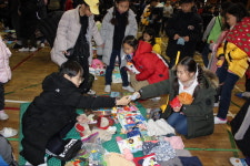 진천 만승초, 희망 나눔장터 운영