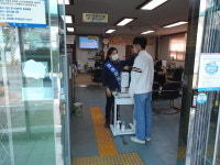 아산 온양5동, 코로나19대응 출입통제소 자원봉사 손길