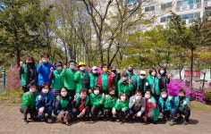 천안 백석동, 봄꽃 가득한 등산로 가꾸기