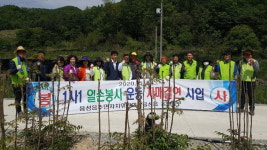 음성읍 주민자치위원회, 초천1리 마을안길 도로변 제초작업