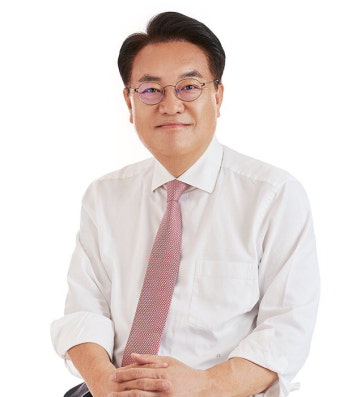 정진석 의원, 국회의원축구연맹 신임 회장으로 선출