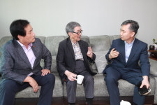 김장회 충북도 행정부지사, 오상근 애국지사 위로방문