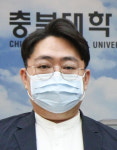㈜바이오팜시 임상철 대표, 충북대에 향균 물품 기탁