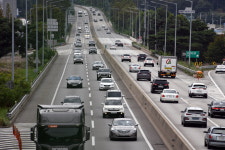 고속도로 비교적 소통원활