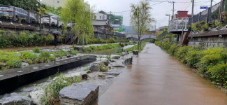 수도세만 월 206만원… 공주 제민천 분수대 애물단지