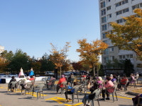 증평군, 송산휴먼시아2단지 아파트에서 베란다 콘서트