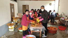 보은 삼승면자원봉사회, 김치나눔 봉사 펼쳐