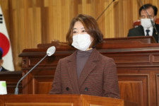 정은교 영동군의원, 공공목욕탕 확대·세계국악엑스포 성공 위한 숙박시설 확충 촉구